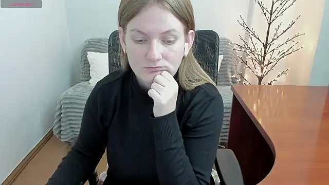 Alisha Skyes online show from 12.19.25