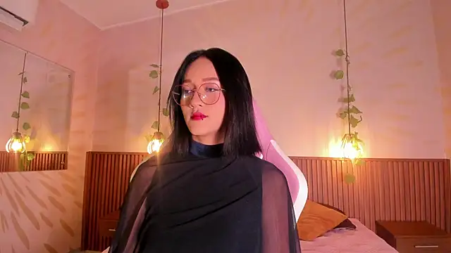 daphne courtis online show from 06.20.26