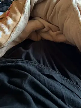 Snapshot of rrrrrriyyffhyeeee chatting on 10.02.25 rrrrrriyyffhyeeee online show from 10.02.25