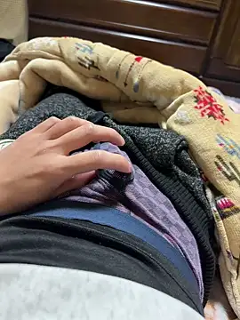 Snapshot of rrrrrriyyffhyeeee chatting on 01.18.26 rrrrrriyyffhyeeee online show from 01.18.26