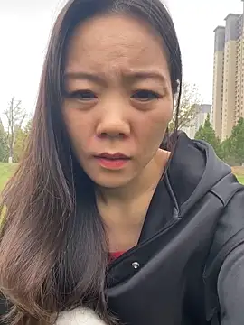 xinmeng-000 online show from 10.16.25