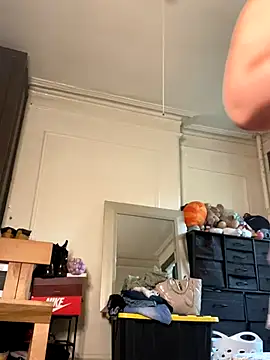 Snapshot of AlyCakes212 chatting on 09.22.25 AlyCakes212 online show from 09.22.25