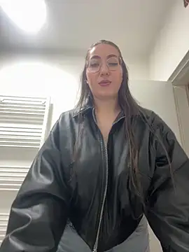Kylie Kathy online show from 06.08.26