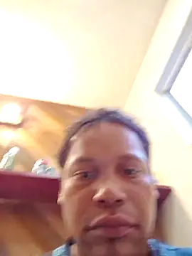 Snapshot of uratre chatting on 03.03.26 uratre online show from 03.03.26