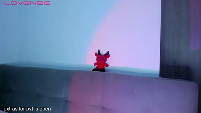 Snapshot of Murasaki_doll chatting on 01.11.26 Murasaki doll online show from 01.11.26