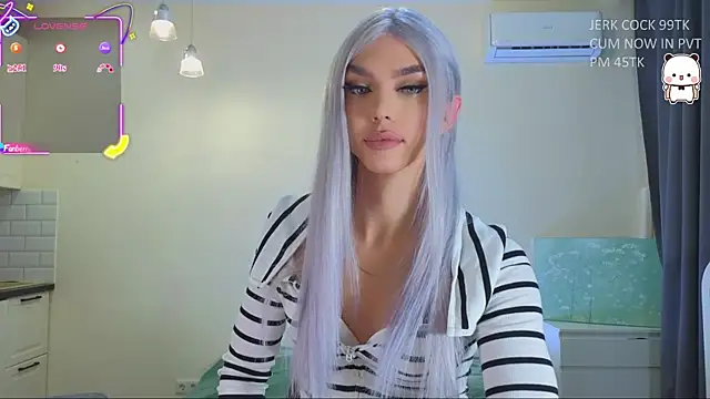 Snapshot of katebxtch chatting on 04.22.26 katebxtch online show from 04.22.26