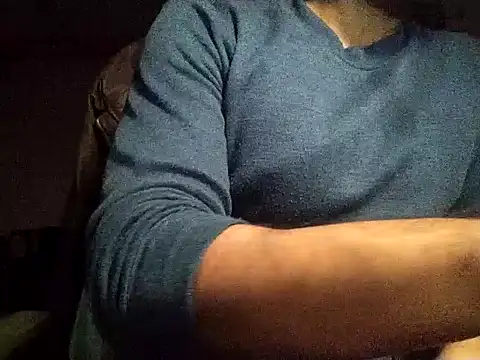 Snapshot of Raavan_King chatting on 12.15.25 Raavan King online show from 12.15.25