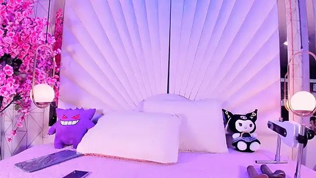 VesperVelvet online show from 05.09.26