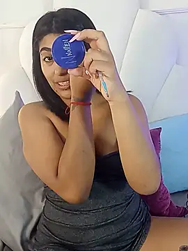 Kaylachannell online show from 06.11.26