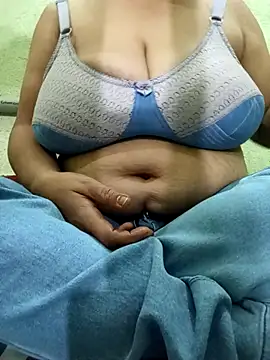 chocobbsneha567 online show from 12.17.25