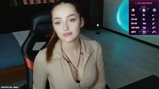 Snapshot of wwwlexicom chatting on 11.22.25 wwwlexicom online show from 11.22.25