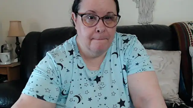 Juicy Julie469 online show from 04.22.26
