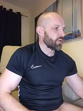 Snapshot of Andrewjames8391 chatting on 02.19.26 Andrewjames8391 online show from 02.19.26