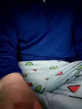 Snapshot of 111owo111 chatting on 11.08.25 111owo111 online show from 11.08.25