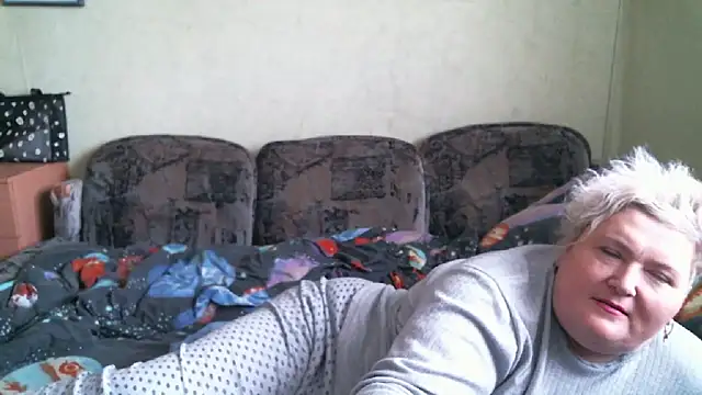 Lana555 online show from 10.16.25