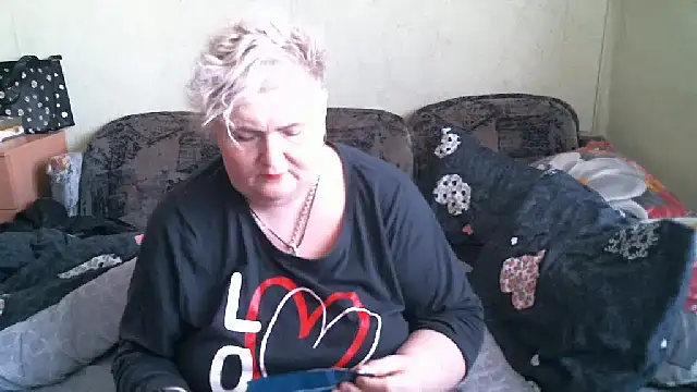 Snapshot of Lana555 chatting on 11.05.25 Lana555 online show from 11.05.25