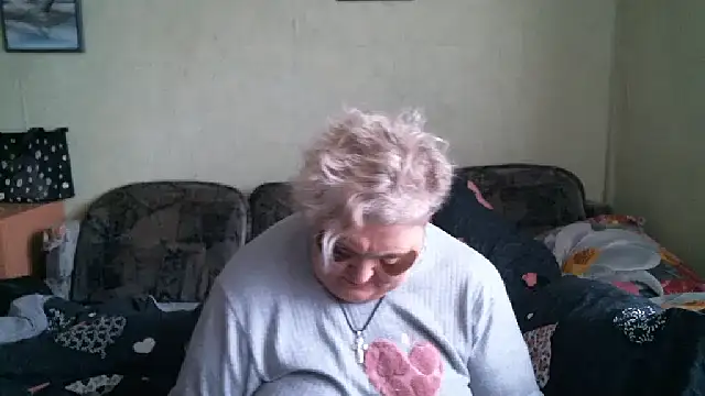 Snapshot of Lana555 chatting on 11.08.25 Lana555 online show from 11.08.25