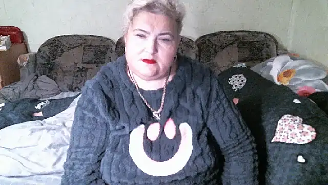 Snapshot of Lana555 chatting on 12.18.25 Lana555 online show from 12.18.25