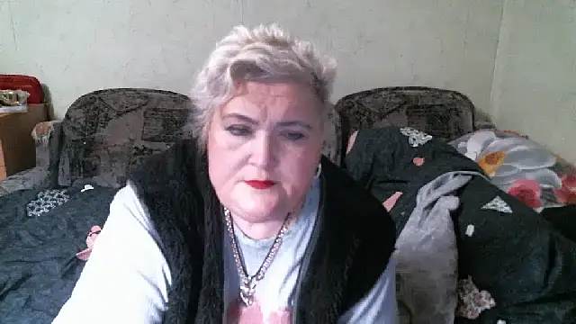 Snapshot of Lana555 chatting on 12.20.25 Lana555 online show from 12.20.25