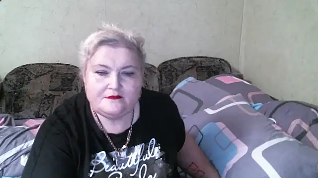 Snapshot of Lana555 chatting on 05.19.26 Lana555 online show from 05.19.26