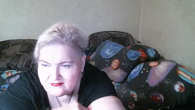 Snapshot of Lana555 chatting on 06.11.26 Lana555 online show from 06.11.26
