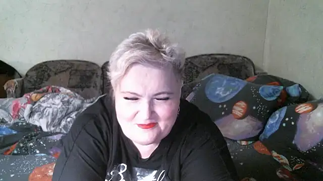 Snapshot of Lana555 chatting on 06.18.26 Lana555 online show from 06.18.26