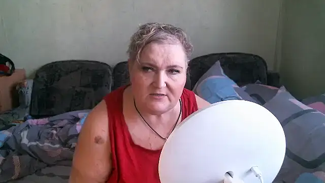 Snapshot of Lana555 chatting on 07.19.26 Lana555 online show from 07.19.26
