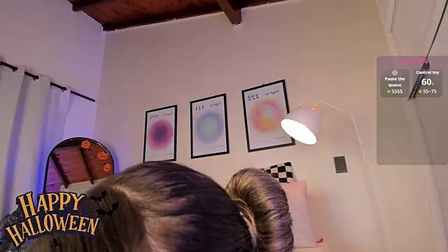 AriaMuse online show from 10.30.25