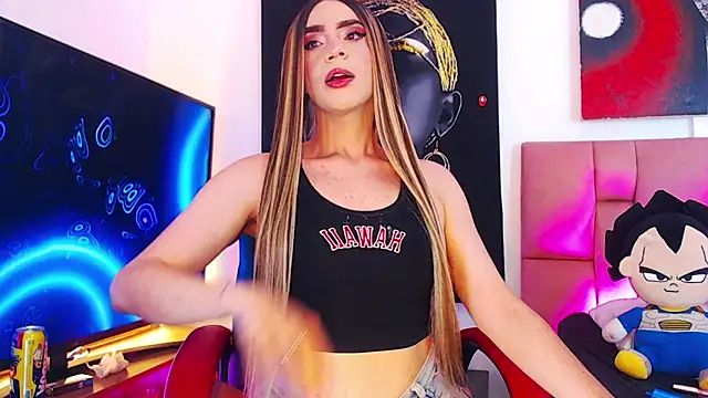 Valentina Shine online show from 10.04.25