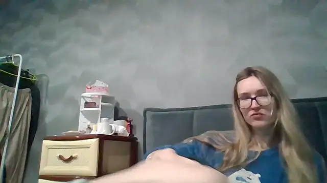 Snapshot of Jugira chatting on 02.08.26 Jugira online show from 02.08.26