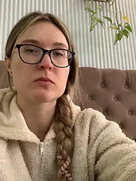 Snapshot of Jugira chatting on 02.17.26 Jugira online show from 02.17.26