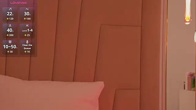 Snapshot of NancySmitts chatting on 03.19.26 NancySmitts online show from 03.19.26