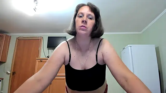 KATTYWARM  online show from 09.29.25