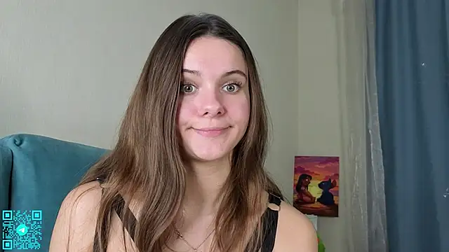 Snapshot of chloemilka chatting on 10.26.25 chloemilka online show from 10.26.25