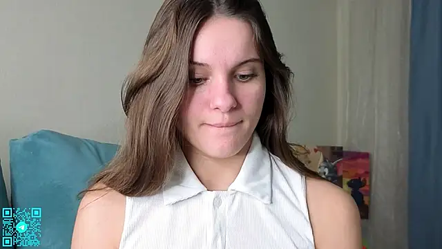 Snapshot of chloemilka chatting on 11.03.25 chloemilka online show from 11.03.25