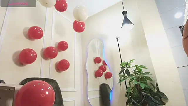 biancaa 18 online show from 11.20.25