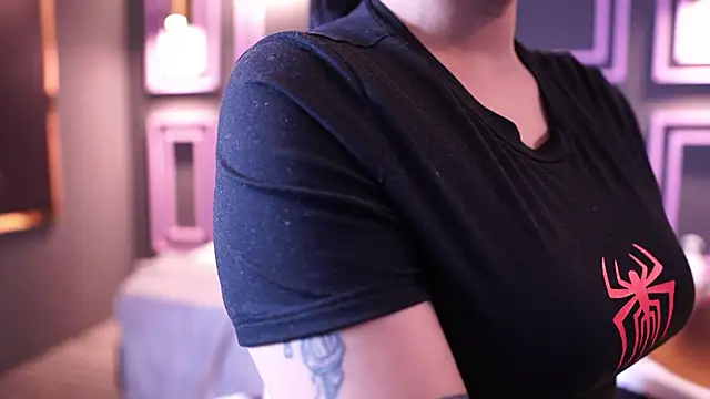 Snapshot of Roma_hells chatting on 10.02.25 Roma hells online show from 10.02.25