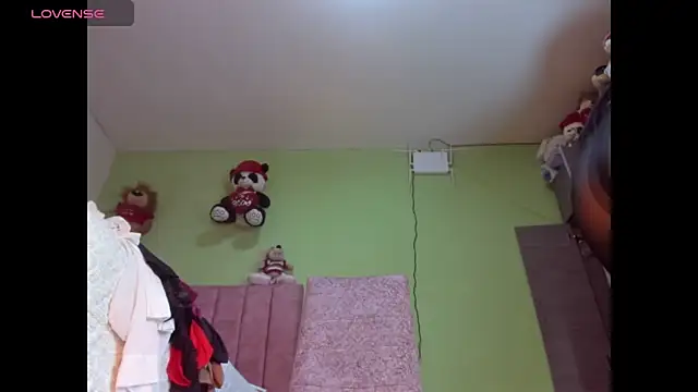 hot Dariana pantyhose online show from 10.15.25