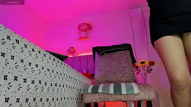 hot Dariana pantyhose online show from 05.01.26