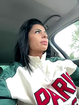 VanesaCharm online show from 10.06.25