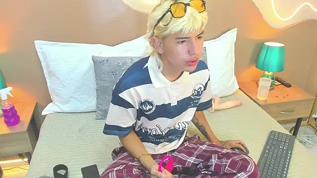 Enrrixxx  online show from 01.16.26