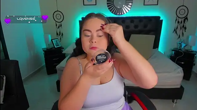 LolaVillalobos online show from 09.16.25