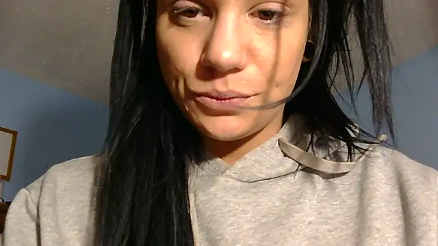 Snapshot of ovmilf chatting on 11.10.25 ovmilf online show from 11.10.25