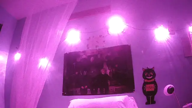 Snapshot of ovmilf chatting on 11.29.25 ovmilf online show from 11.29.25