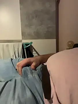 Snapshot of Lars2306 chatting on 12.01.25 Lars2306 online show from 12.01.25