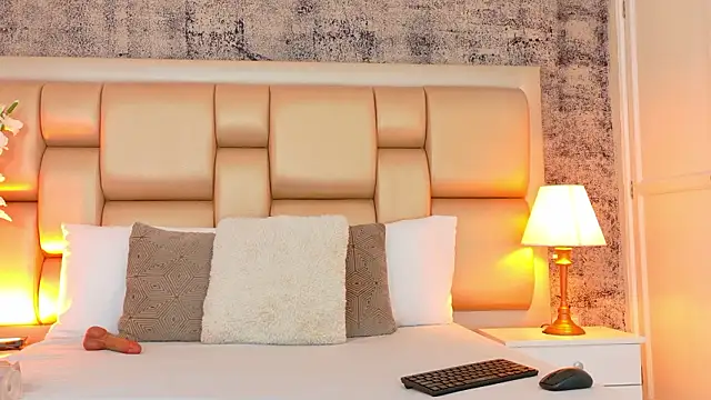 Edna Copper online show from 02.05.26