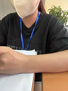 Snapshot of PhuongNhi21 chatting on 09.20.25 PhuongNhi21 online show from 09.20.25