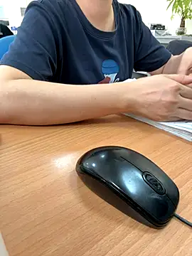 Snapshot of PhuongNhi21 chatting on 10.08.25 PhuongNhi21 online show from 10.08.25