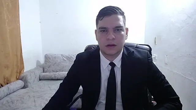 Snapshot of Victor_Maitland chatting on 05.07.26 Victor Maitland online show from 05.07.26