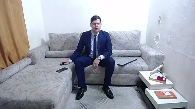 Snapshot of Victor_Maitland chatting on 06.24.26 Victor Maitland online show from 06.24.26